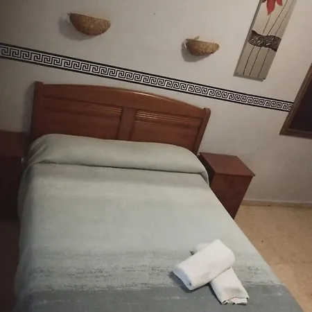 Hospedería Lucano Pensión *